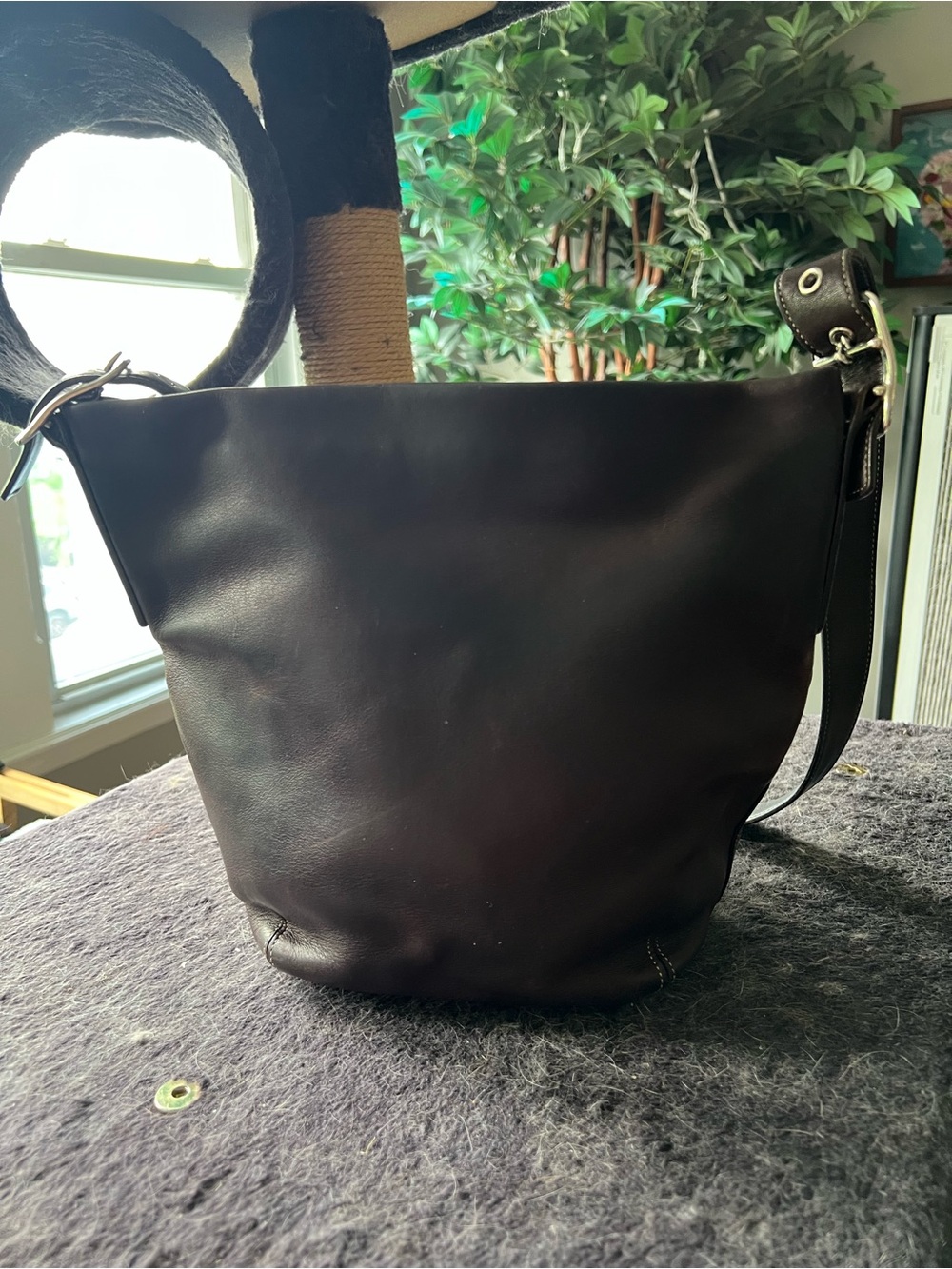 Vintage Coach Bucket Bag 9186